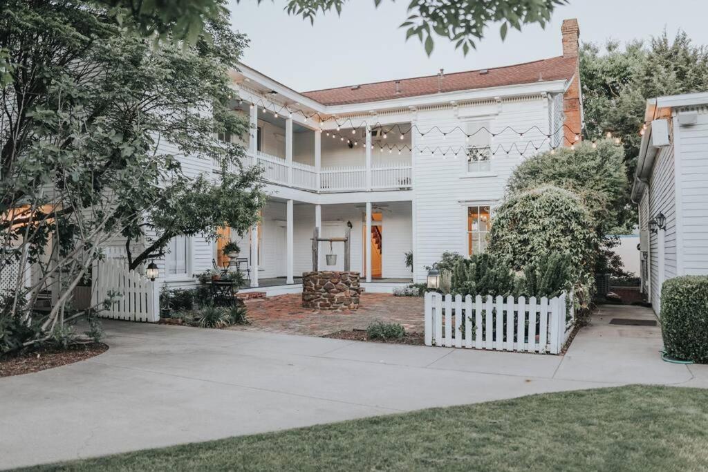 Luxury Historic House In Downtown 맥키니 외부 사진